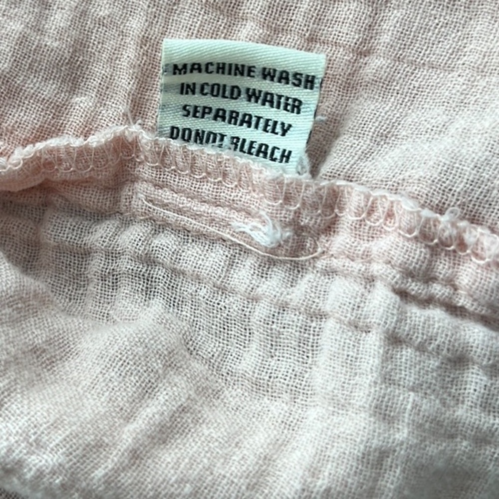 Sim & Sam,Incredibly Soft & So Romantic, Button-Front w/Tie,Excellent Condition - Picture 4 of 10